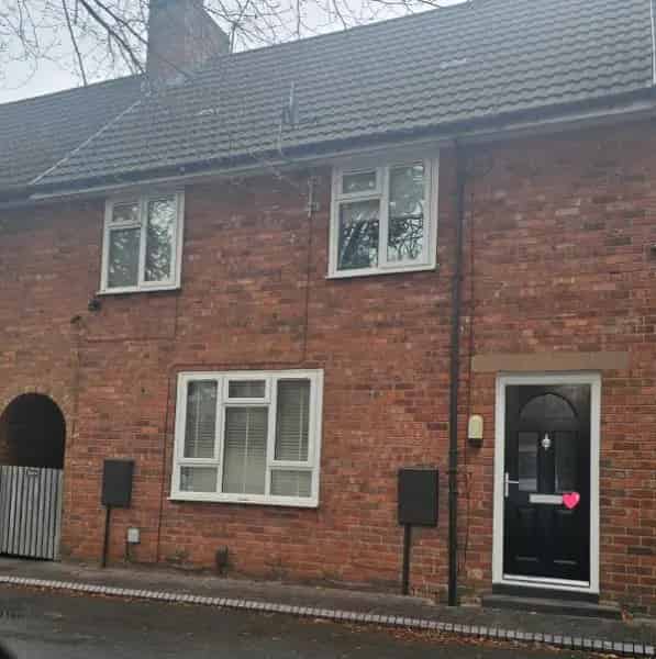 4 Bed House Sedgley DY3 - Moving to Great Wyrley Cannock Cheslyn Hay