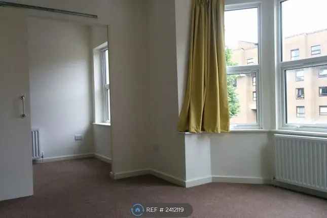 Flat for Rent in Cardiff CF11