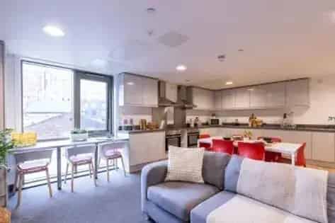 Sheffield City Centre Student Room 12m² En-suite