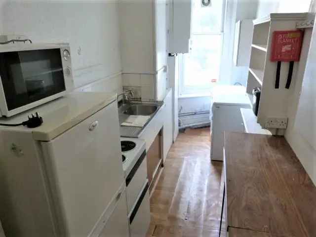 7 Bedroom Maisonette Ideal for Sharers