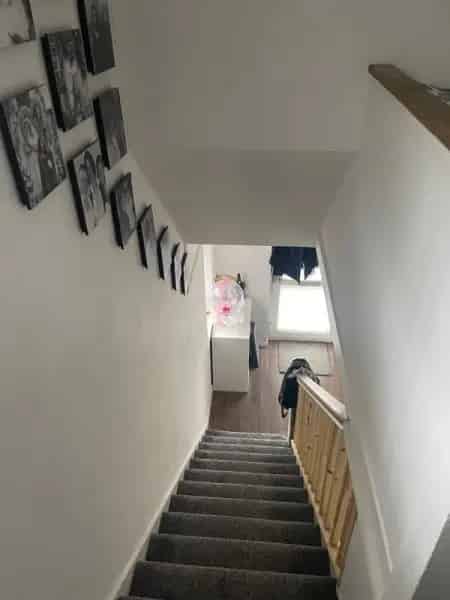 3 Bedroom Semi Detached House Large Garden Driveway