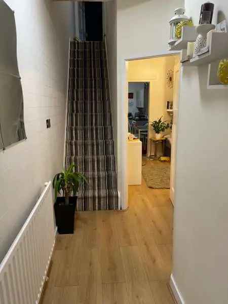 House For Rent in Manchester, England