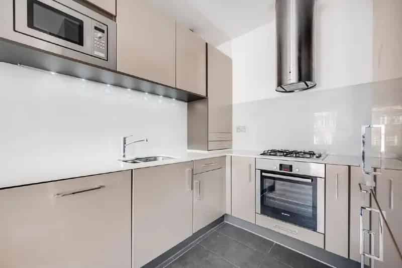 Two Double Bedroom Period Flat South Hampstead