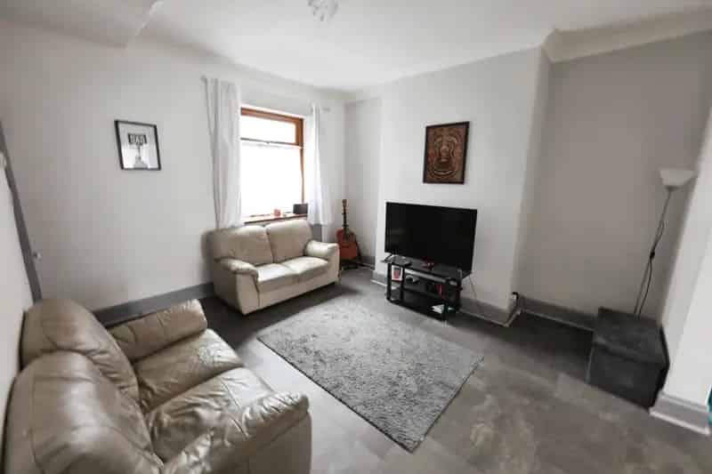 3 Bedroom House For Sale Near Amenities and Schools