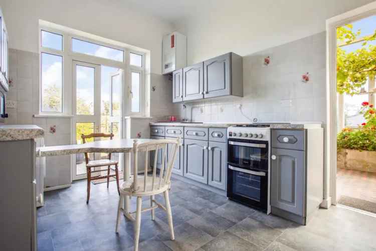 6 Bedroom Detached Victorian House for Sale