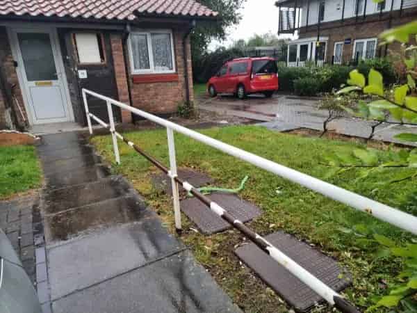 2 Bed Bungalow Home Exchange Birmingham Large Garden New Kitchen