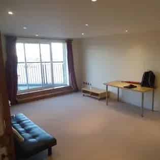 3 Bedroom Flat in East London near Thames River