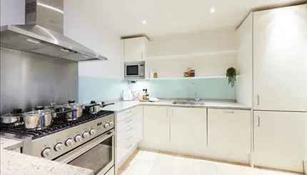 Flat to Rent Young Street London W8