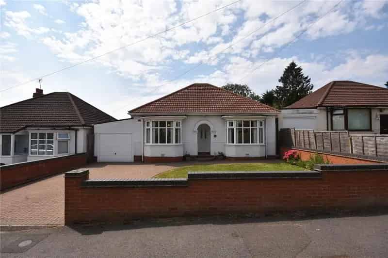 2 bedroom bungalow for sale