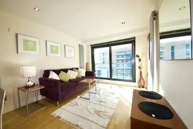 2 Bedroom Apartment near Canary Wharf