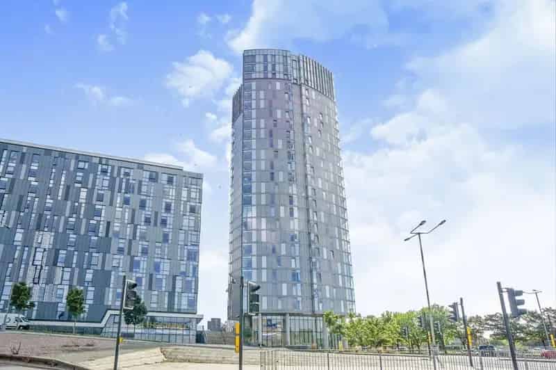 Flat for Sale Liverpool Modern Open Plan City Centre Apartment