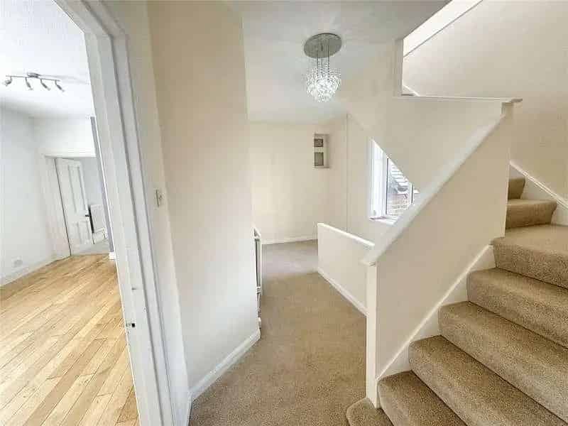 3 Bed Flat for Sale in Thrope Satchville