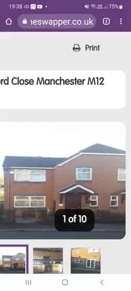3 Bedroom Semi Detached House With Garden and Parking