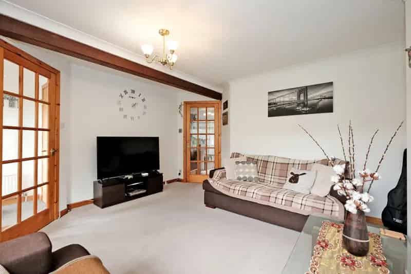 3 Bedroom End Terraced House for Sale