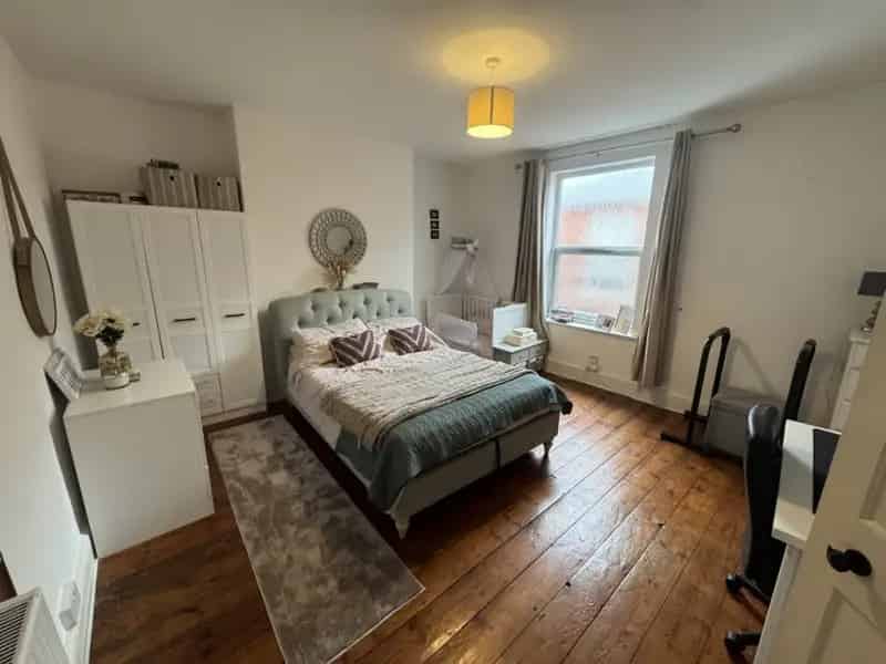 1 Bedroom Flat To Rent