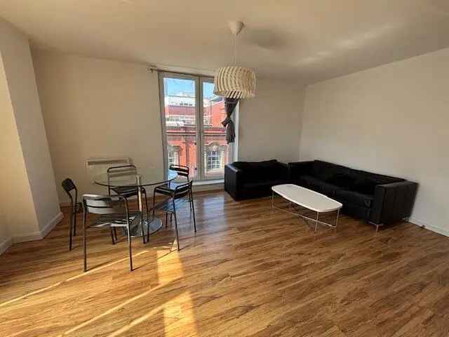 2 Bedroom City Centre Apartment Furnished En-suite Zero Deposit Option