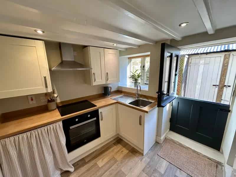 Characterful 2-Bed Cottage Osmotherley  Log Burner Stylish Kitchen