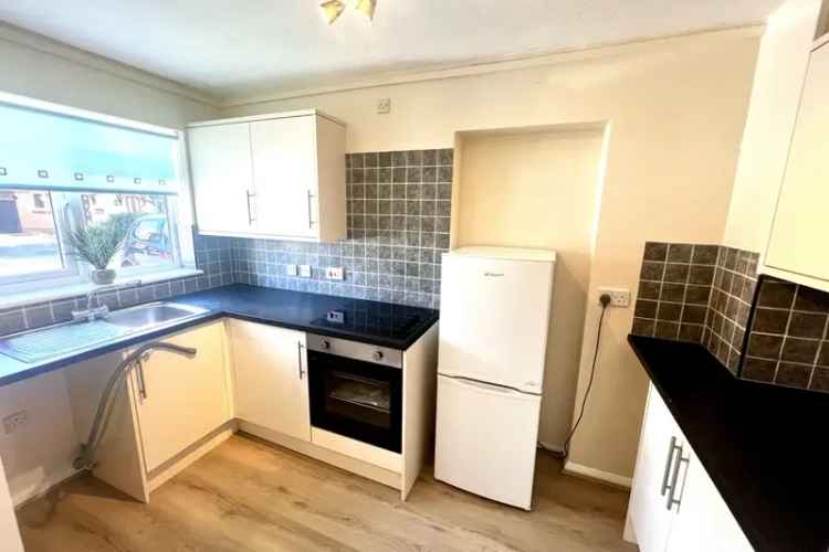 2 Bed House Freshly Decorated Zero Deposit Available