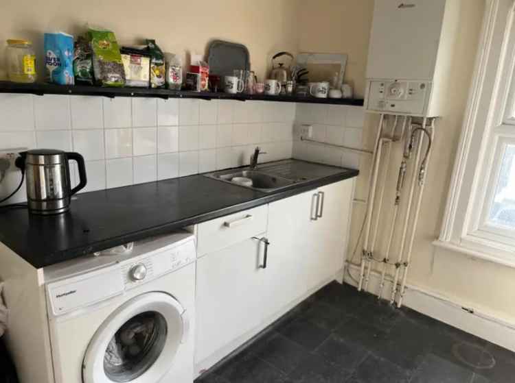 1 Bedroom Flat for Sale in The Vale London