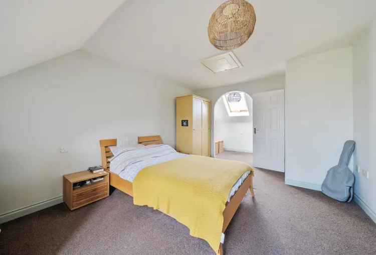 4 Bedroom House for Sale