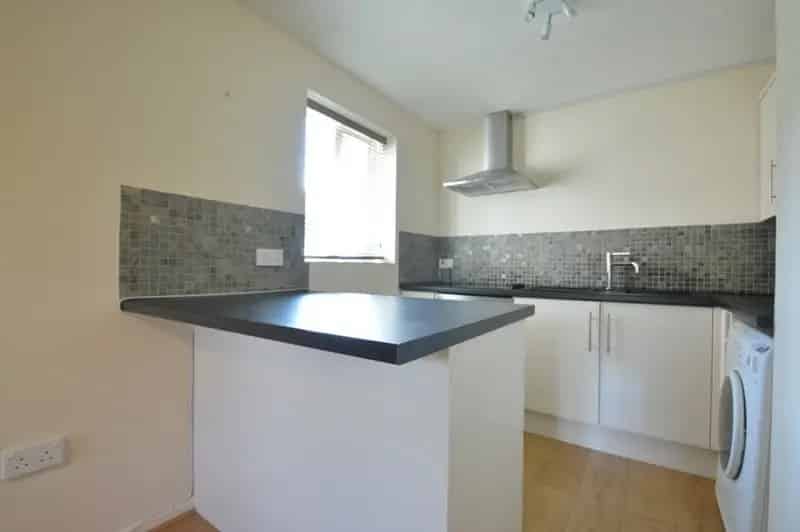 1 Bedroom Flat To Rent