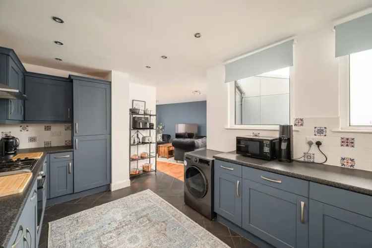 2 Bedroom Penthouse For Sale in Edinburgh