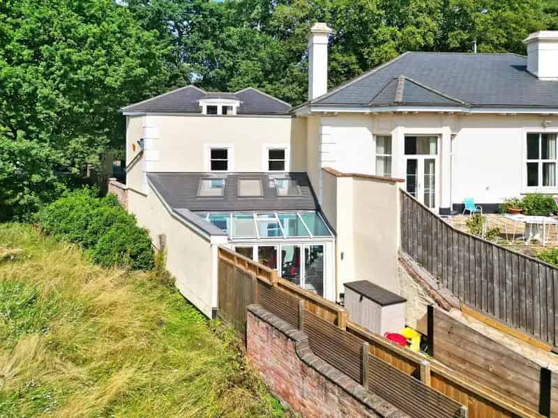 4 Bedroom House for Sale in Exeter