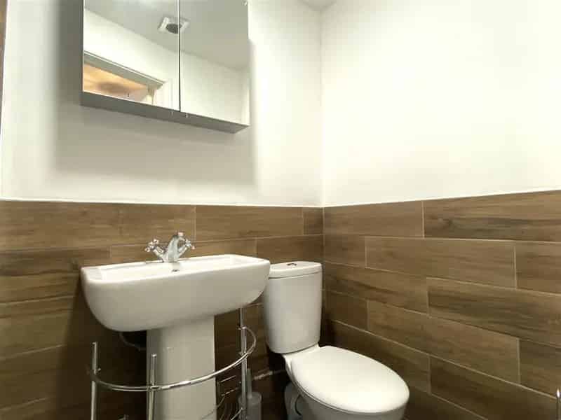 Flat For Rent , Aylesbury, England