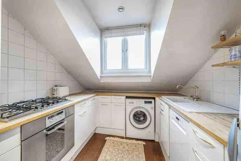 Two Double Bedroom Apartment Near Common
