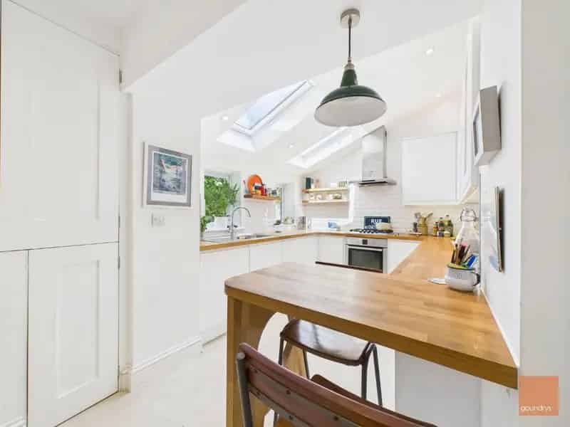 3 bed property for sale