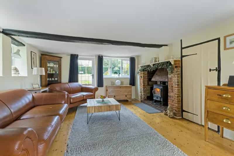 3 Bedroom Detached House for Sale in Bledlow Ridge