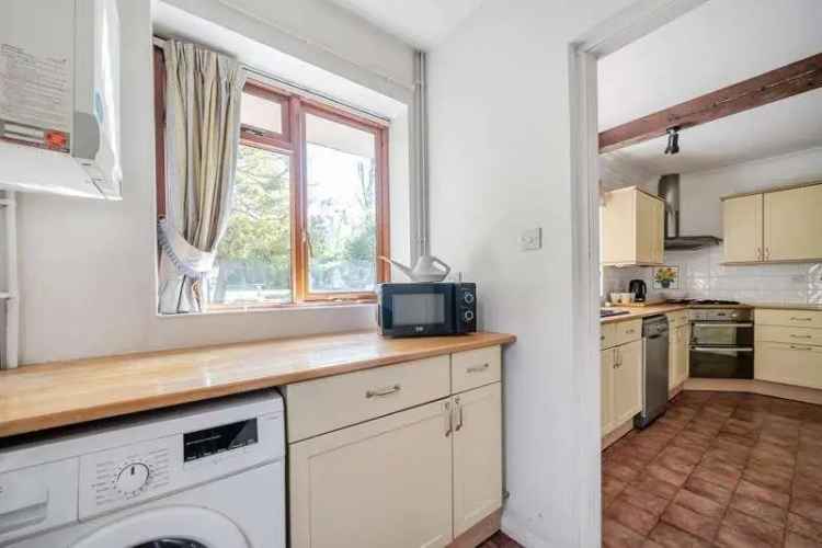 4 Bed Detached House for Sale