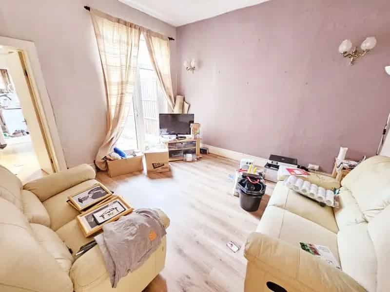 4 Bedroom Edwardian Terraced House For Rent