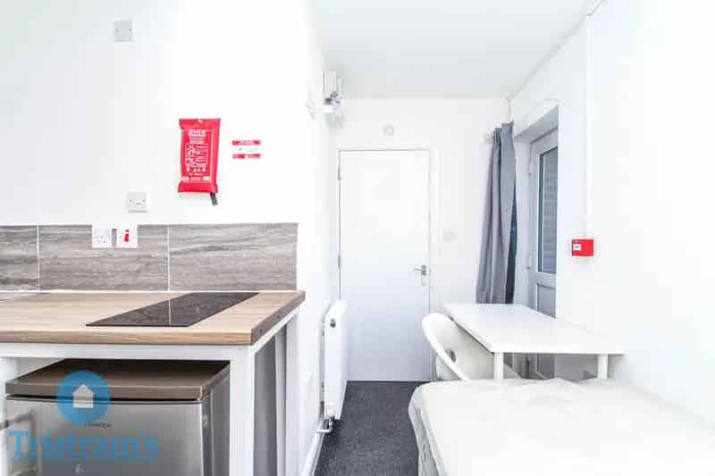 1 Bedroom Student House to Rent Near Nottingham Universities