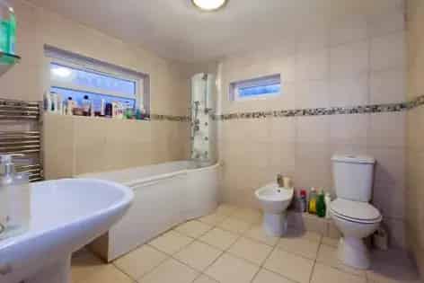 4 Bedroom House near Canary Wharf, East London