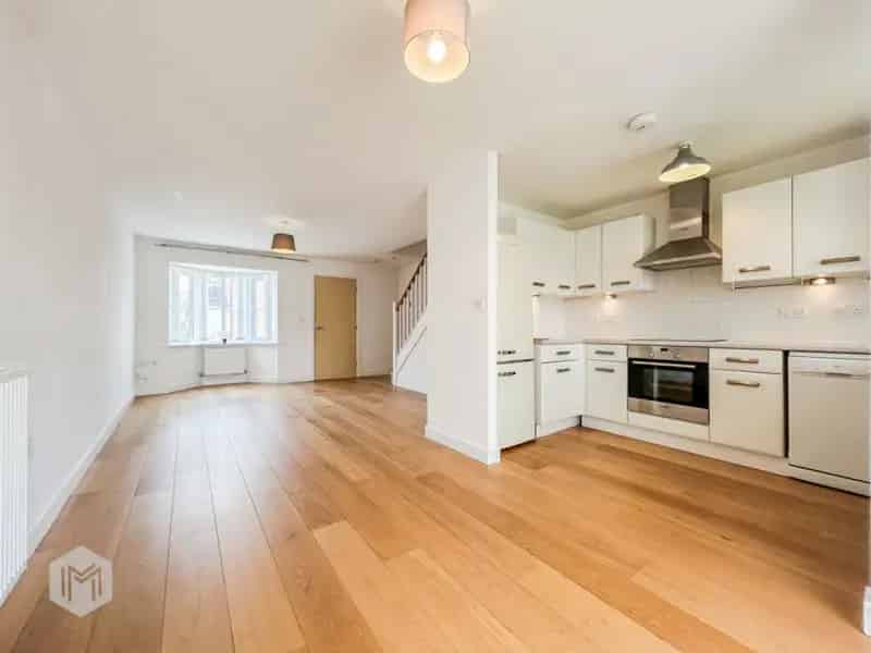 3 Bedroom Mews House For Sale - Freehold, Extended, No Onward Chain