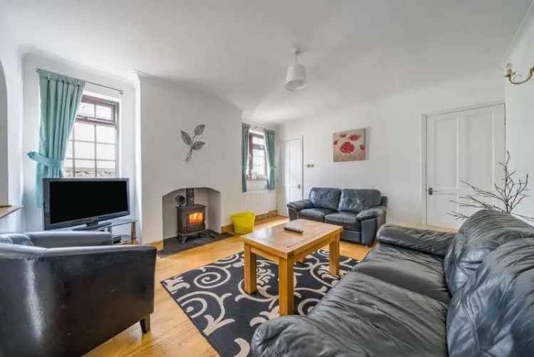 3 Bed House for Sale in Garsington Near Oxford