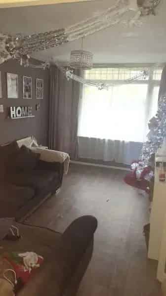 Overcrowded 2-Room Flat Seeking 3 or 4-Bedroom House
