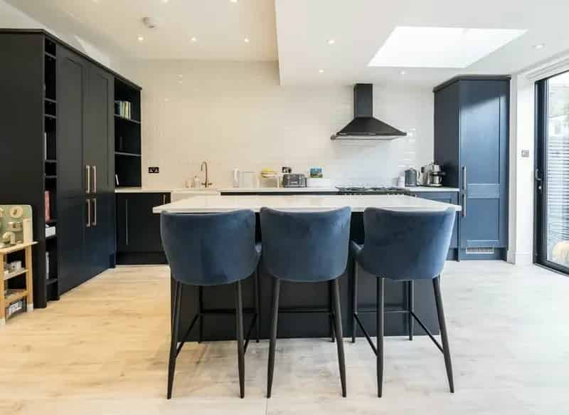 Stunning Freehold Home ABC Roads Four Bedrooms Two Bathrooms Large Garden