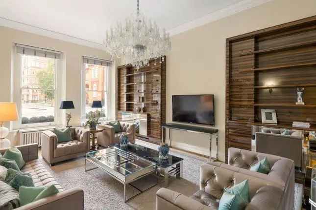 End terrace house to rent in Princes Gate, Kensington, London SW7