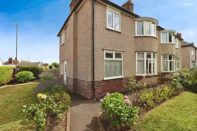 3 bedroom Semi Detached House for sale, Chesterfield, Derbyshire, S41