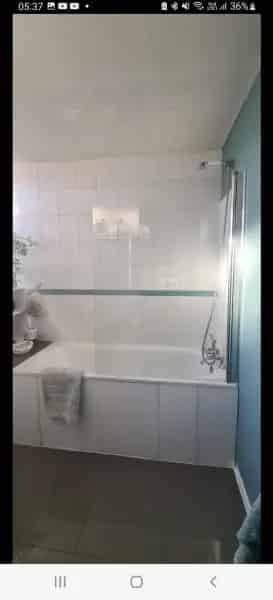 3-Bedroom Apartment near London Bridge Station with Parking