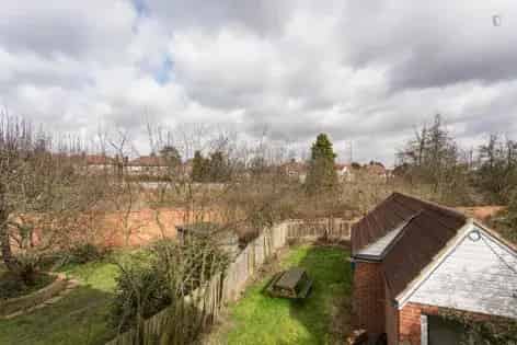 6 Rooms 25m2 London Accommodation