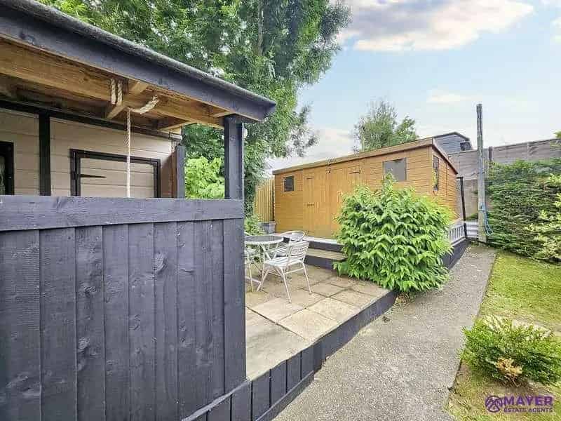 3 Bed Semi-Detached House For Sale