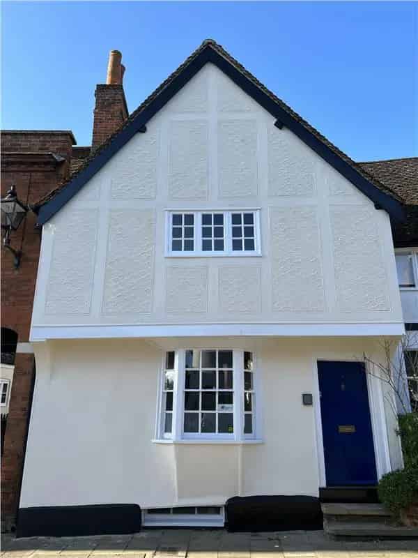 Refurbished Town Centre Office 2 Parking Spaces
