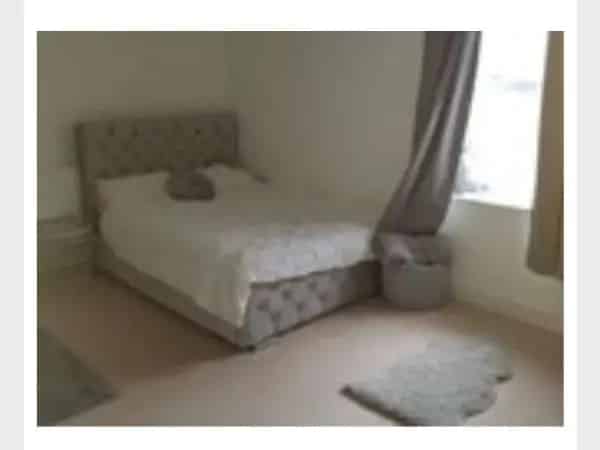 Spacious New Build Apartment Near Kingston and Esher