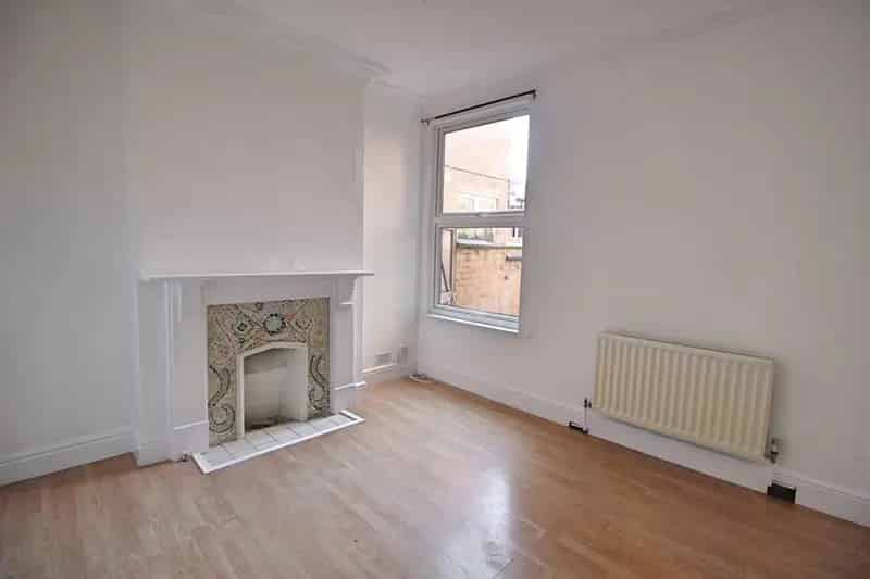 3 Bedroom Townhouse to Rent Dulverton Road