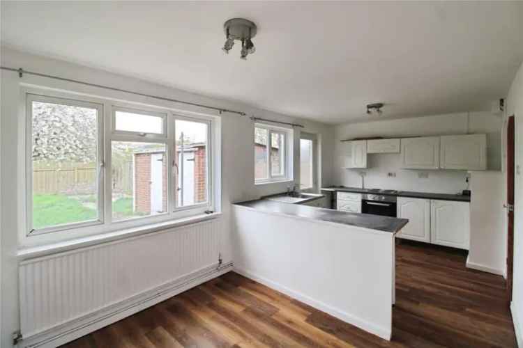 3 Bedroom Semi Detached House for Rent