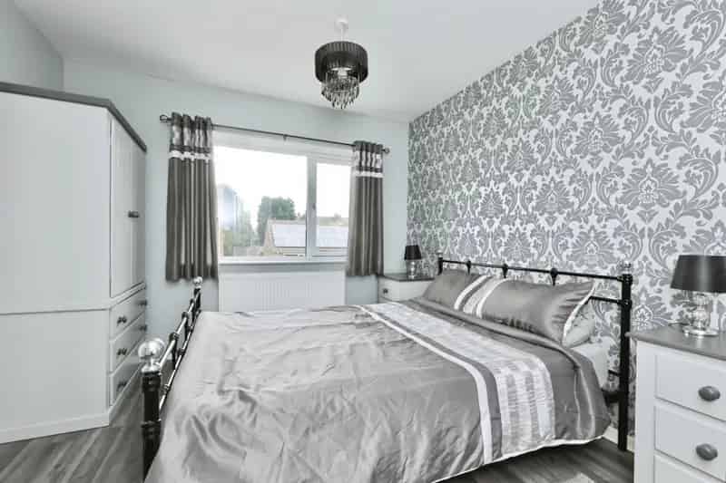 Spacious 4-Bedroom Family Home with En-Suite and Off-Road Parking