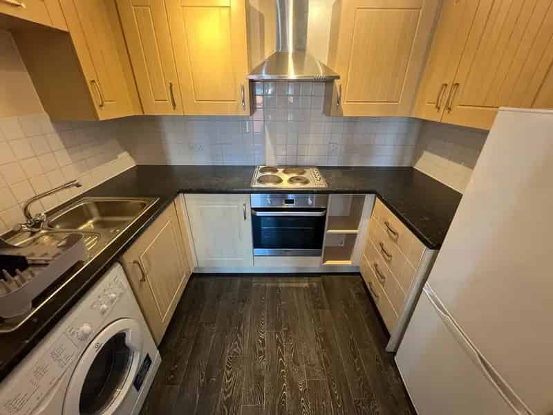2 Bedroom Apartment to Rent